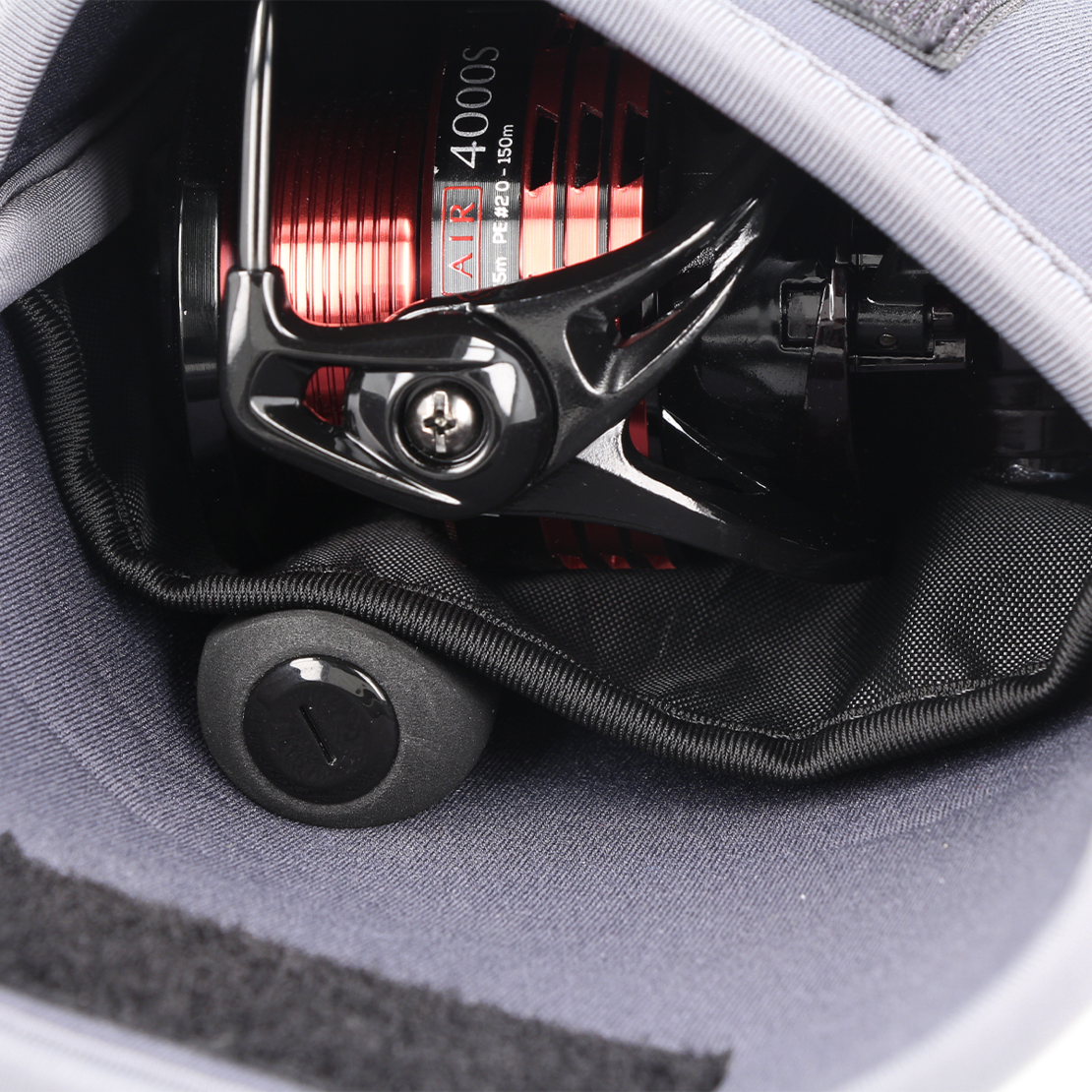 Golden Catch Neoprene Reel Cover Grey M (3000-4000)