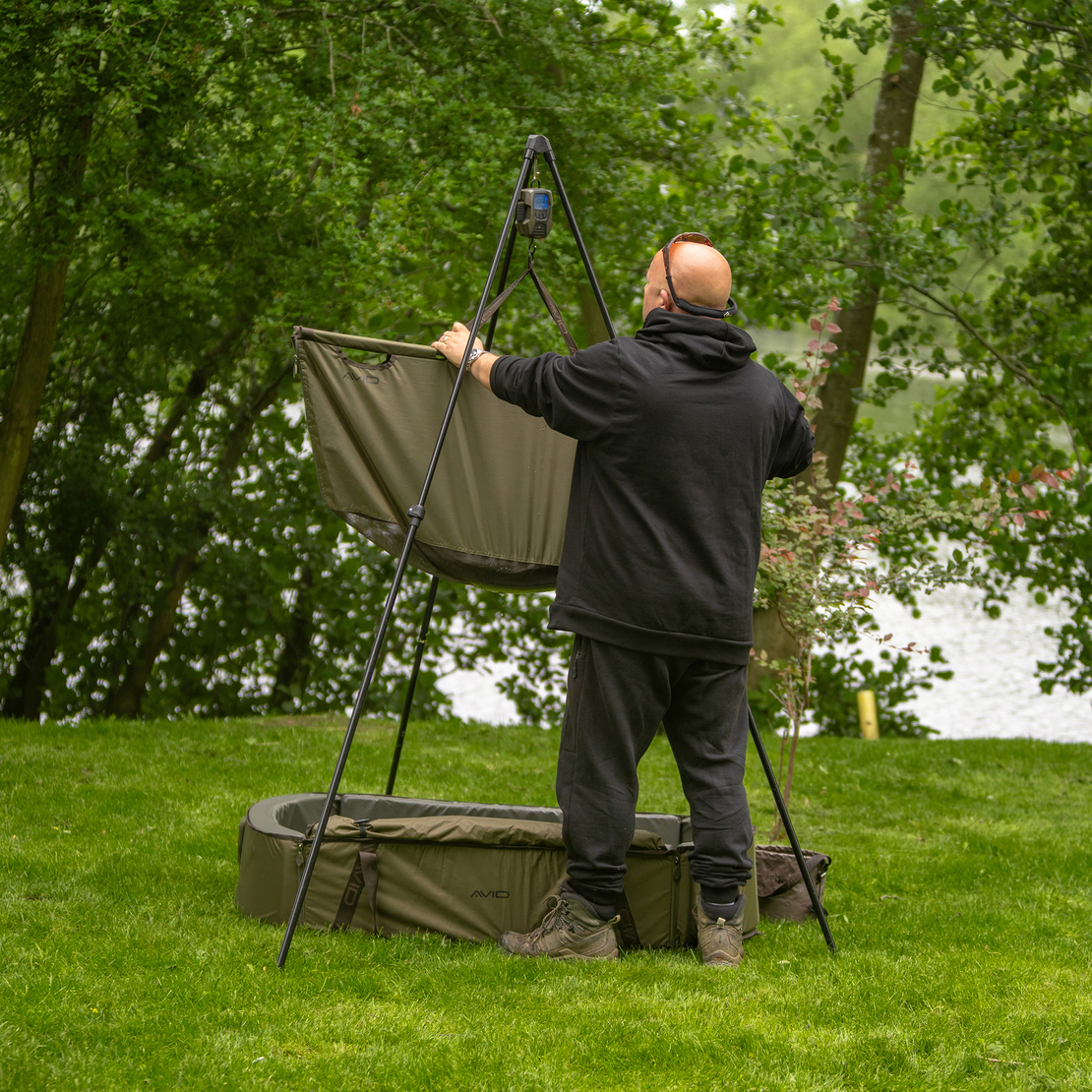 PRO-Tect Deluxe Tripod