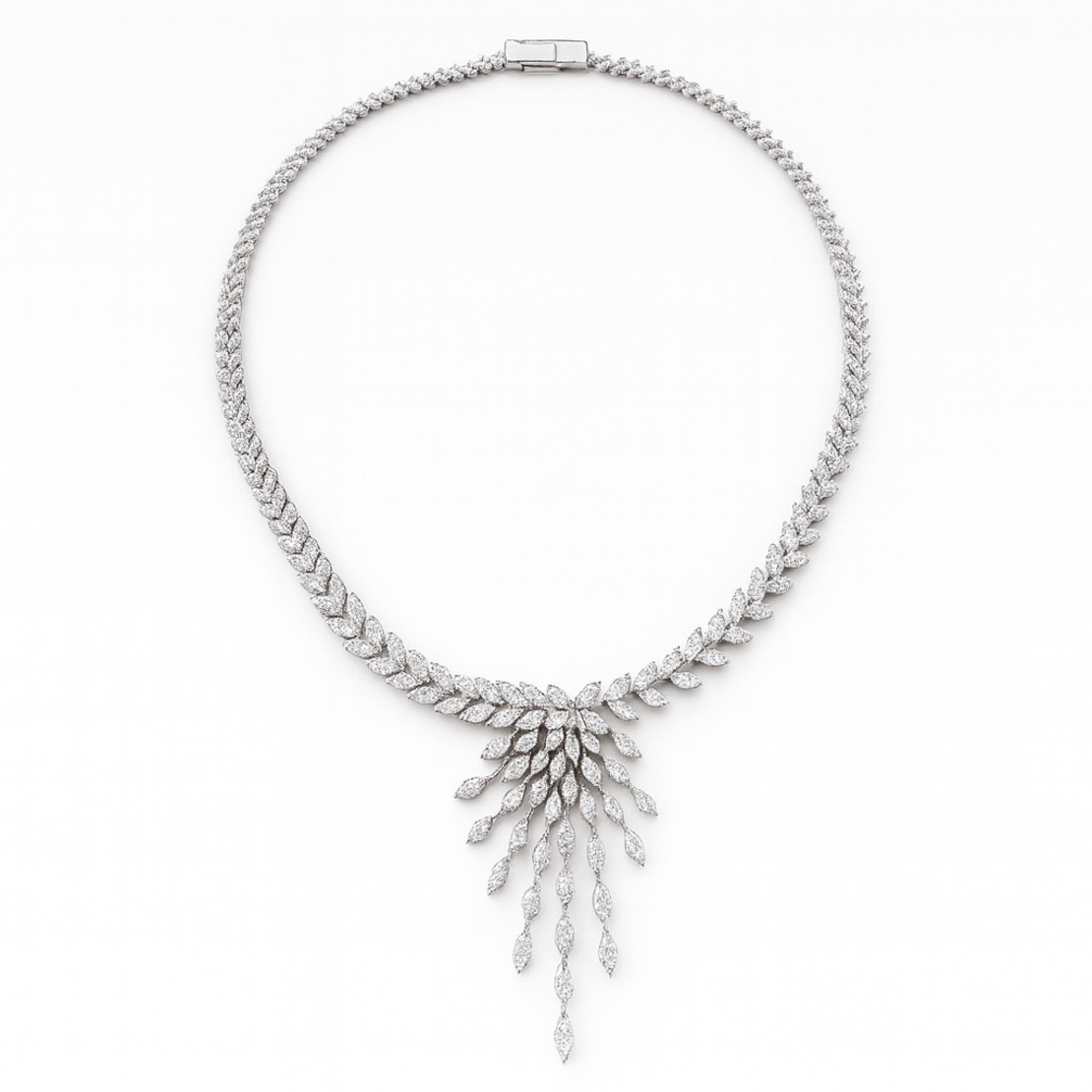 22.01 к Колие с диаманти