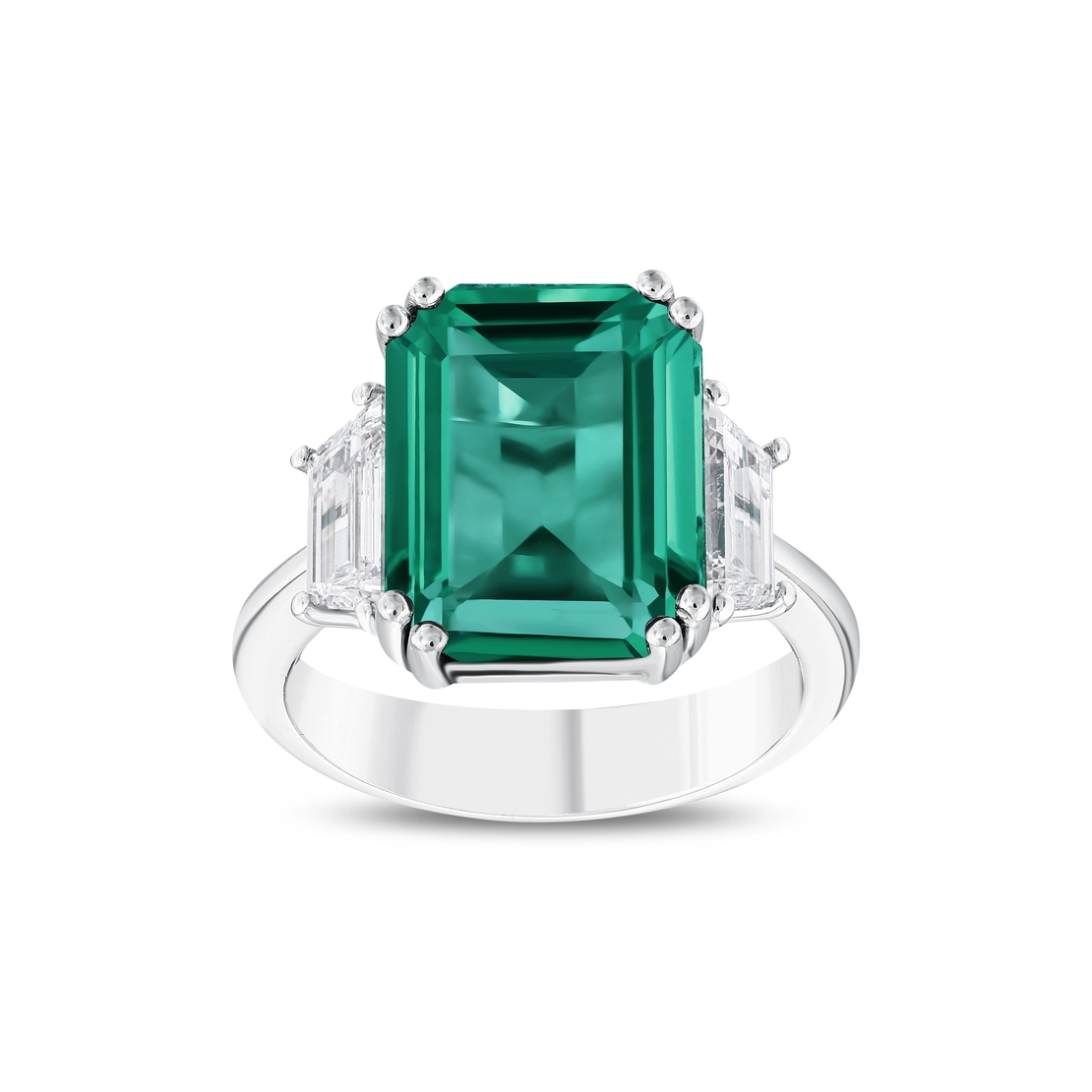 8.01 ct Ring with emerald and diamonds