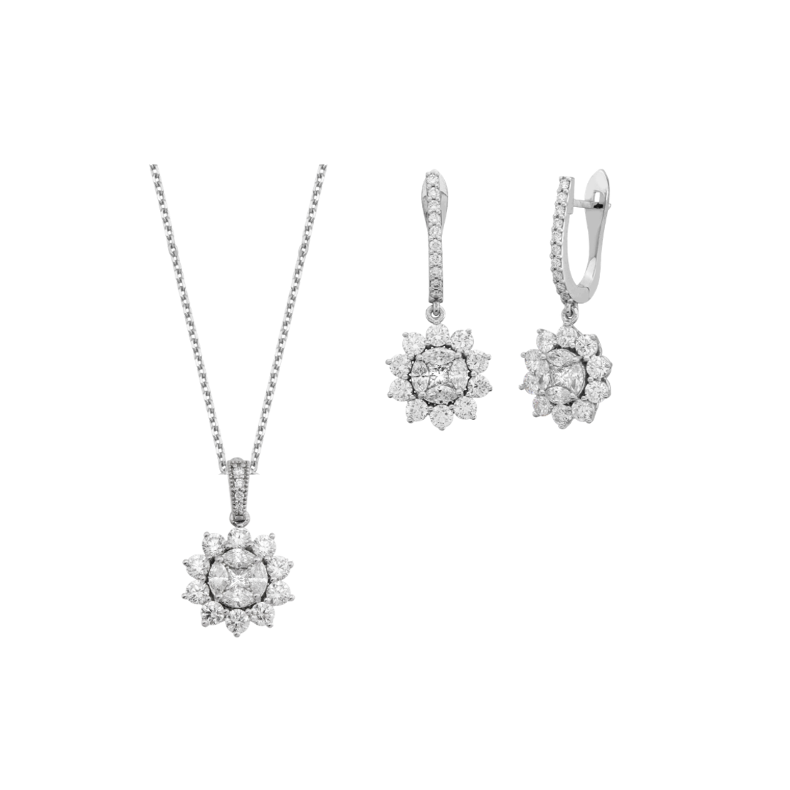 3.57 ct Set with diamonds