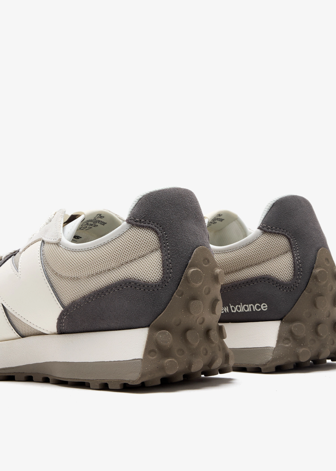 NEW BALANCE 327