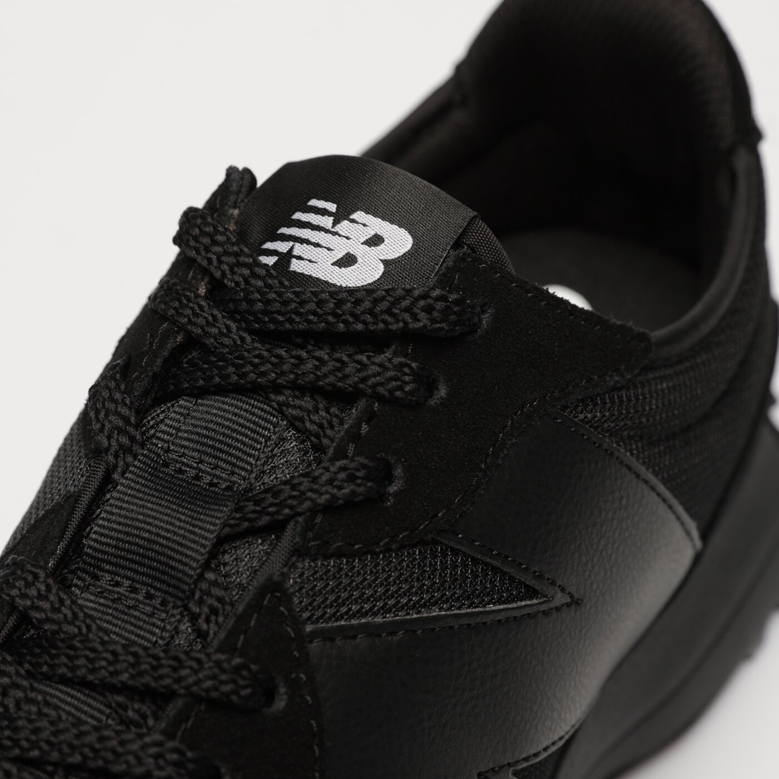 NEW BALANCE 327