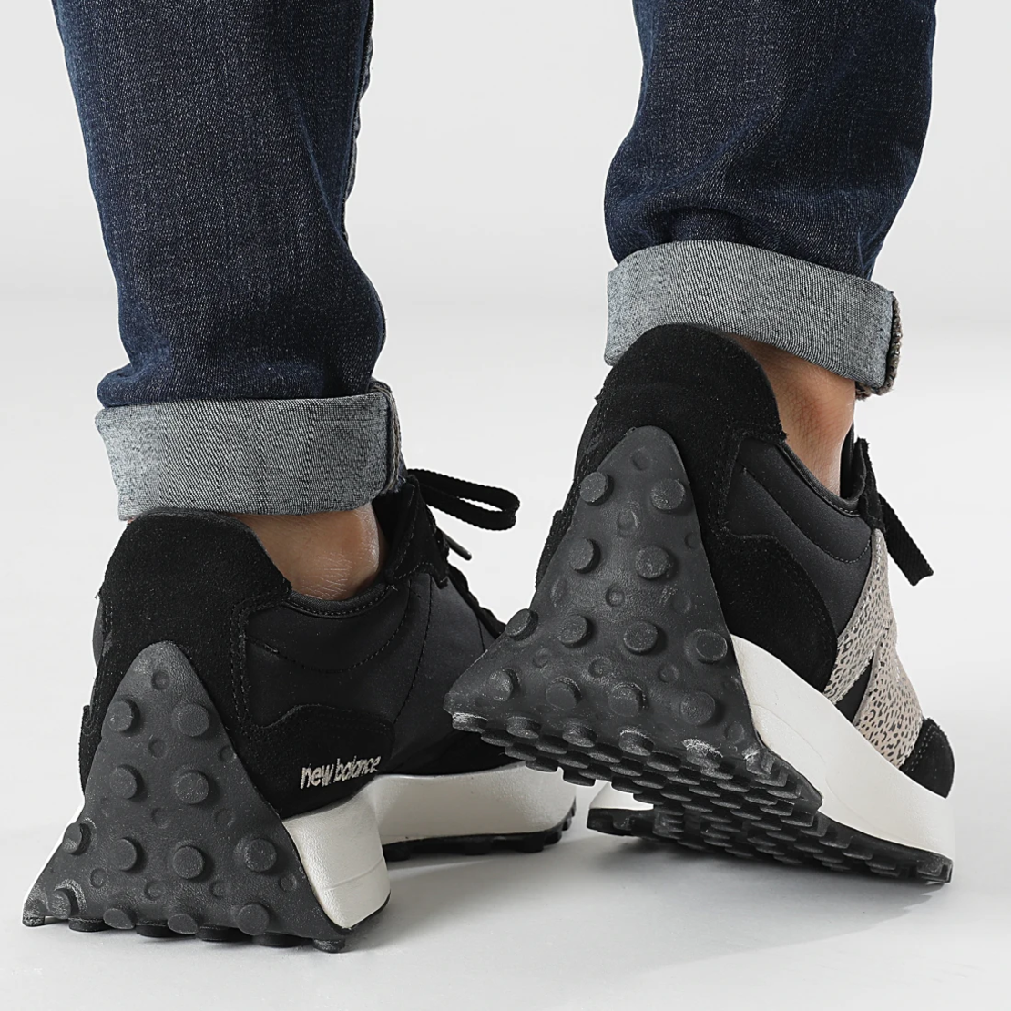 NEW BALANCE 327