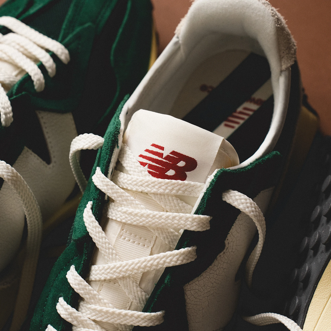 NEW BALANCE 327