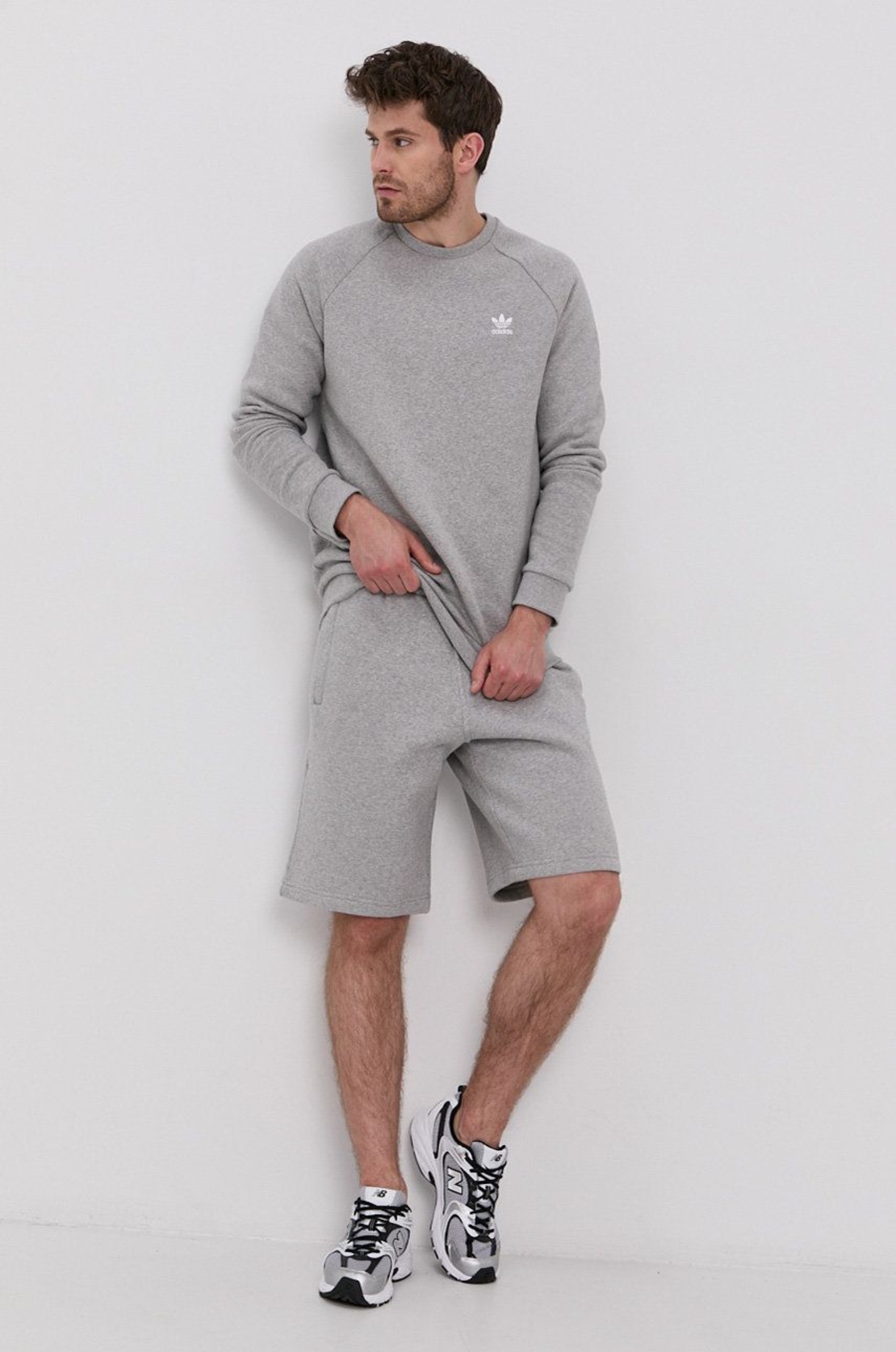 ADIDAS Essentials Shorts