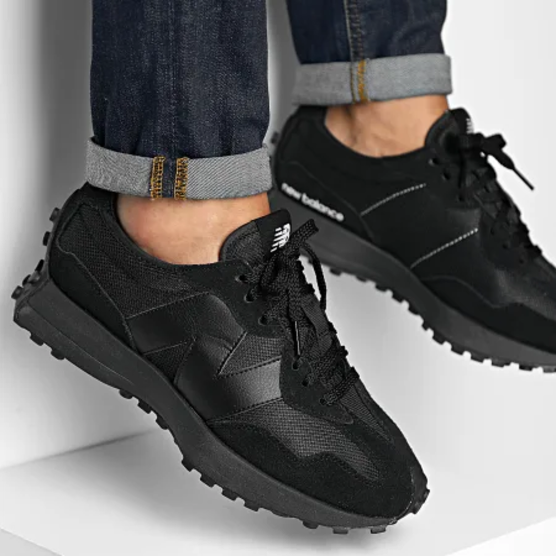 NEW BALANCE 327