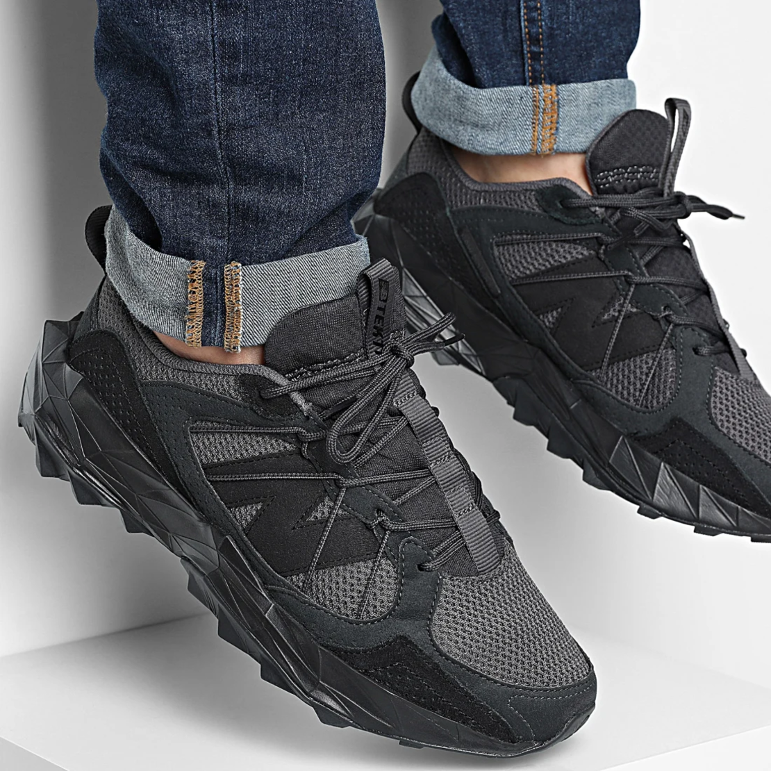 NEW BALANCE TEKTREL