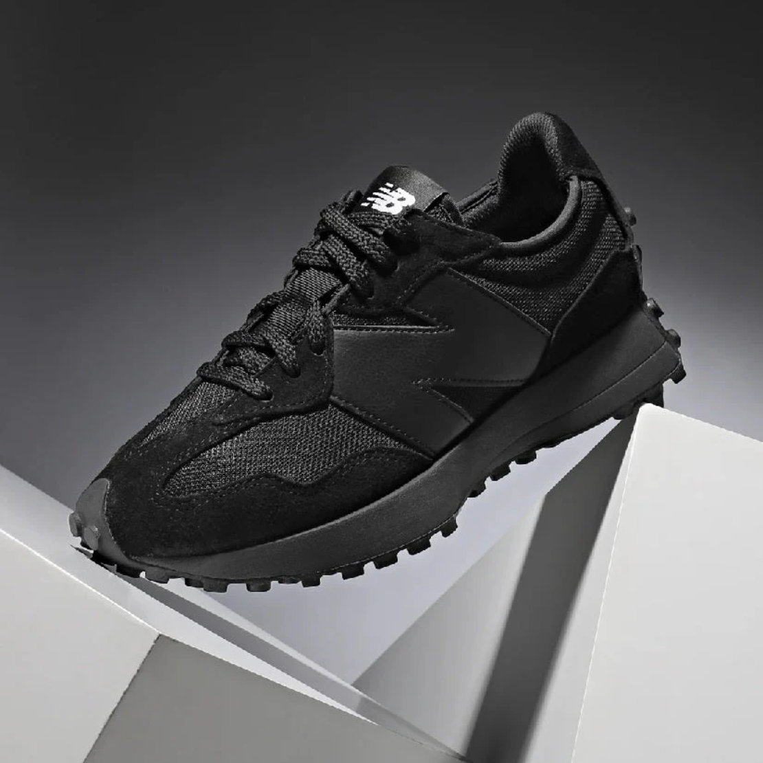 NEW BALANCE 327