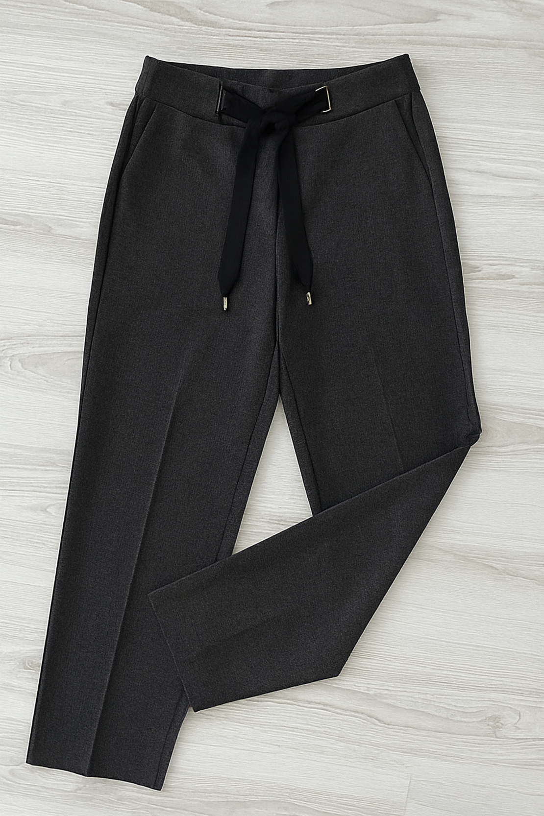 Спортно‑елегантен дамски панталон