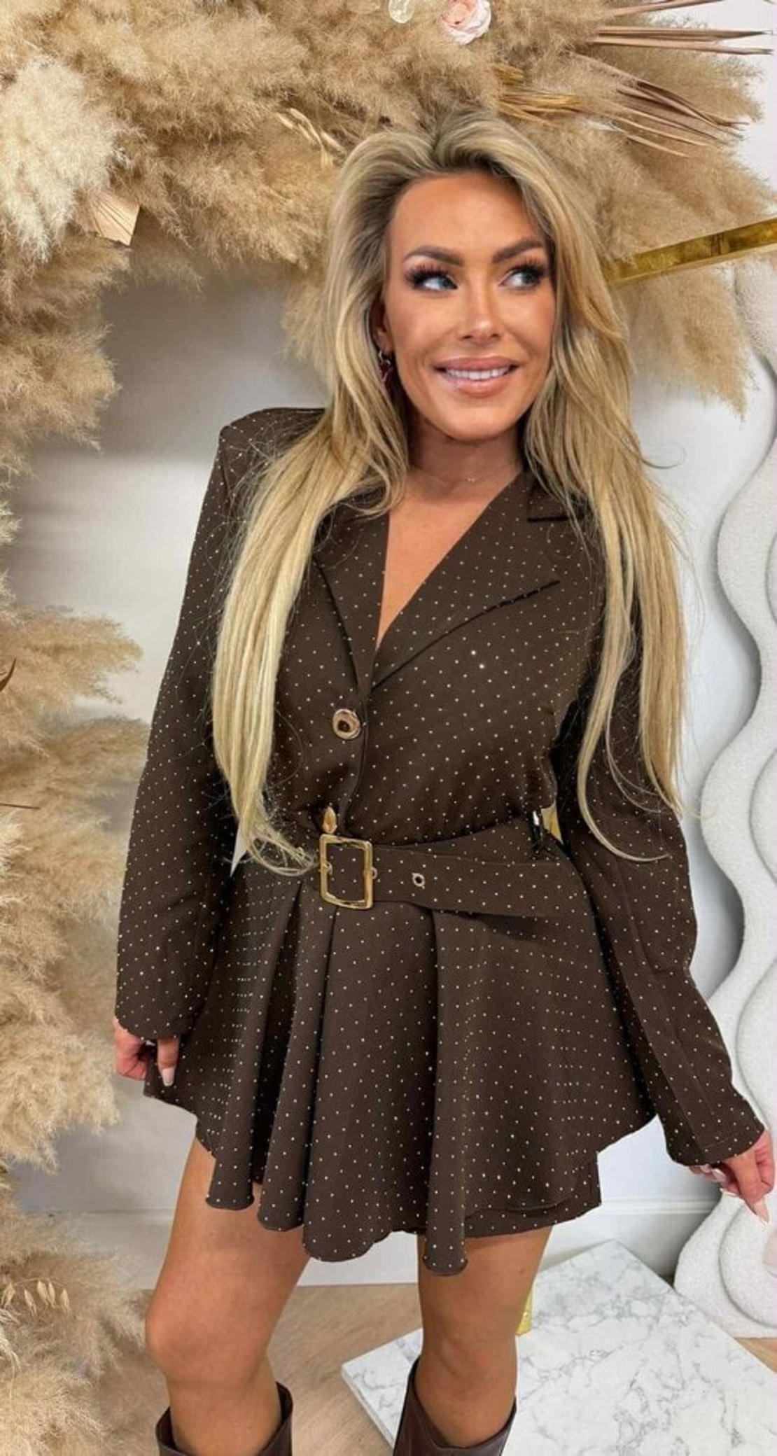 Елегантен гащеризон с камъни в кафяво