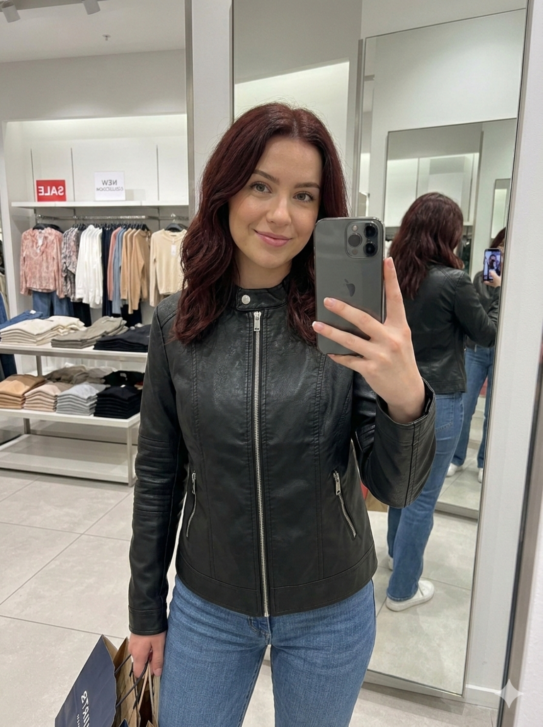 Дамско яке от еко кожа Black Elegance