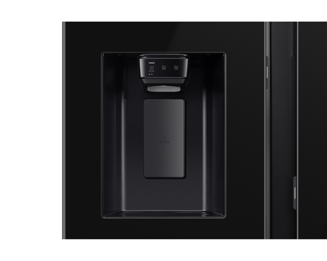 Хладилник с фризер Samsung RS80F64JEBEO