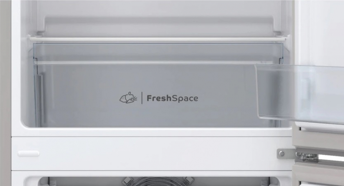 Хладилник с фризер Indesit IB55 732 X