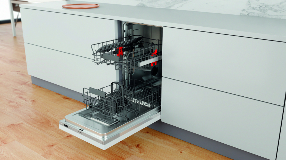 Съдомиялна машина за вграждане Whirlpool WSIC 3M27