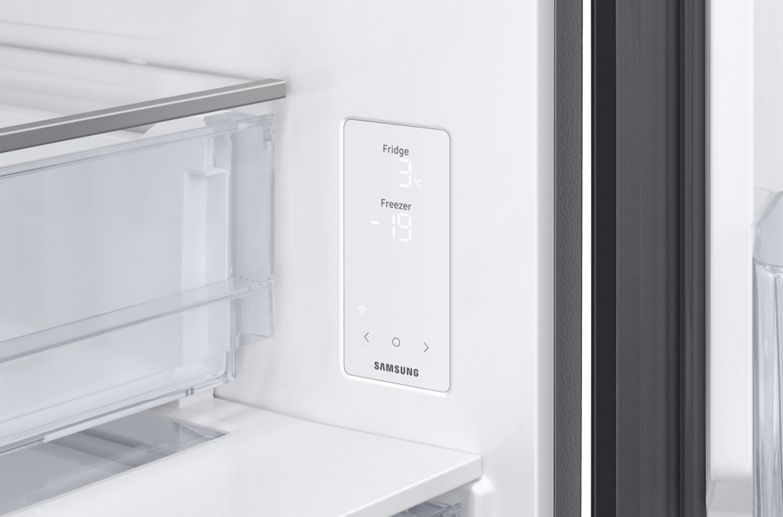 Хладилник с фризер Samsung RB53DG703EB1EO