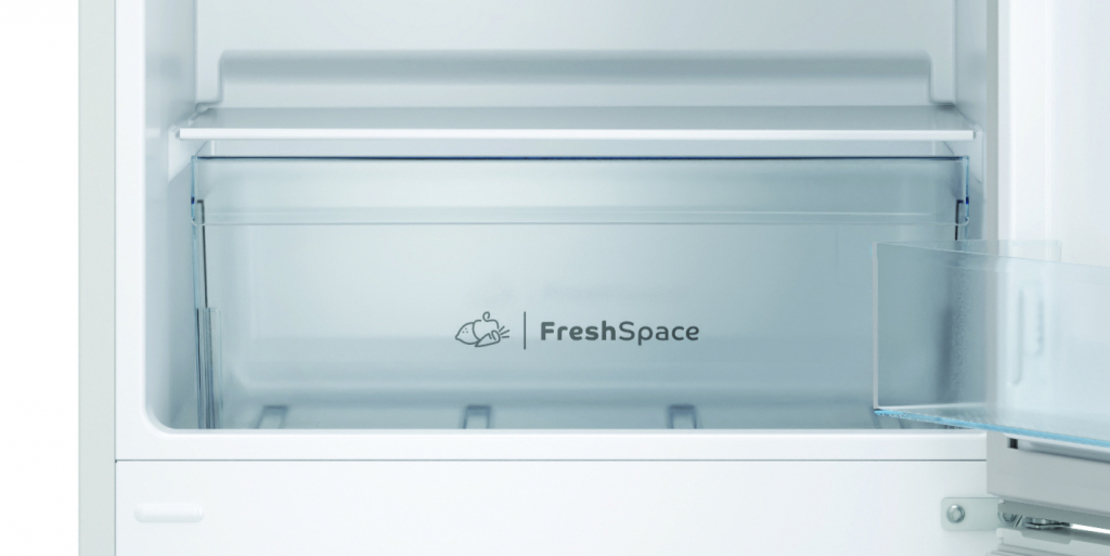 Хладилник с фризер Indesit IB55 532 W