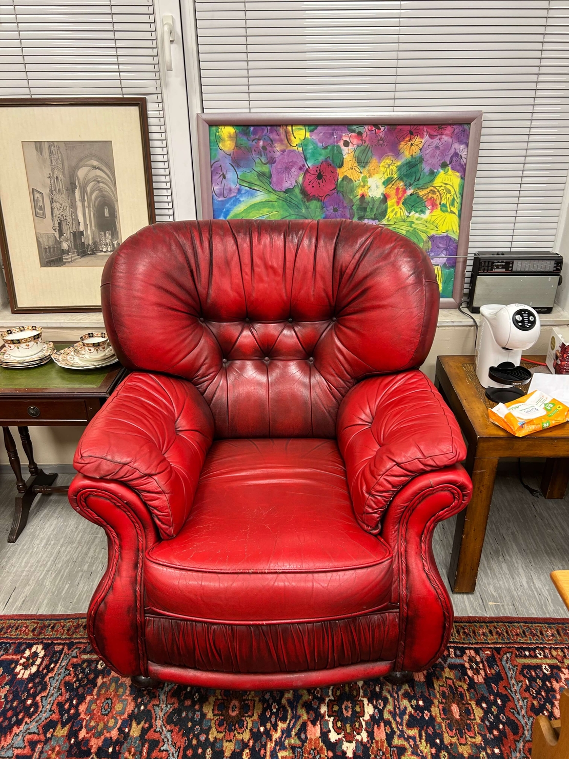 Честръфийлд диван тройка и 2 фотьойла