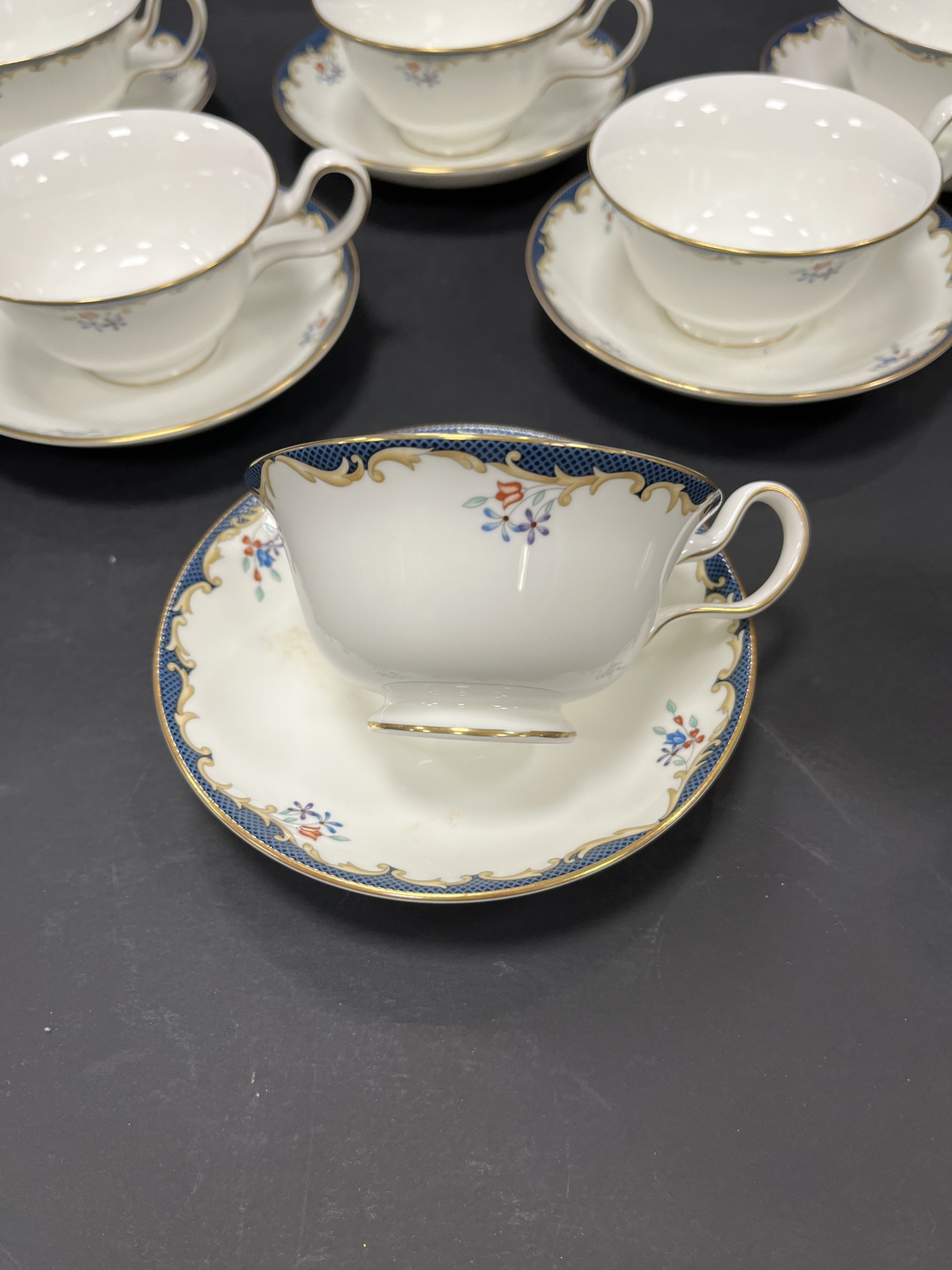 Сервиз за чай и кафе Wedgwood Chartley
