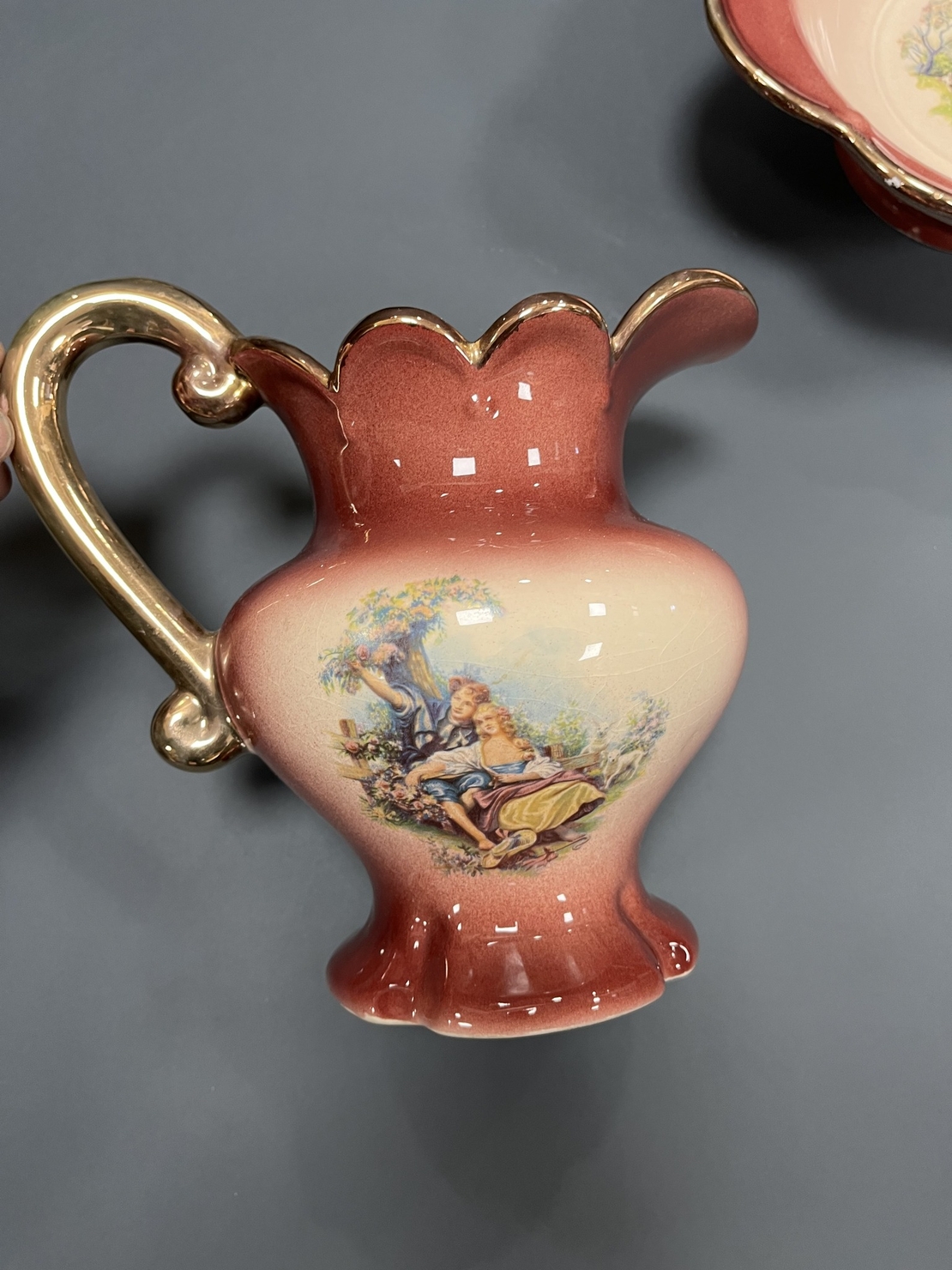 KLM Staffordshire кана и купа в розово със златен ръб
