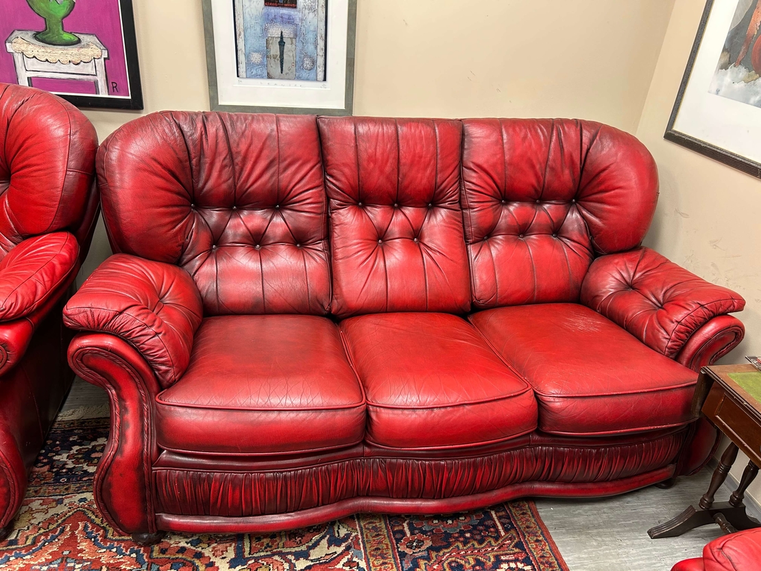 Честръфийлд диван тройка и 2 фотьойла