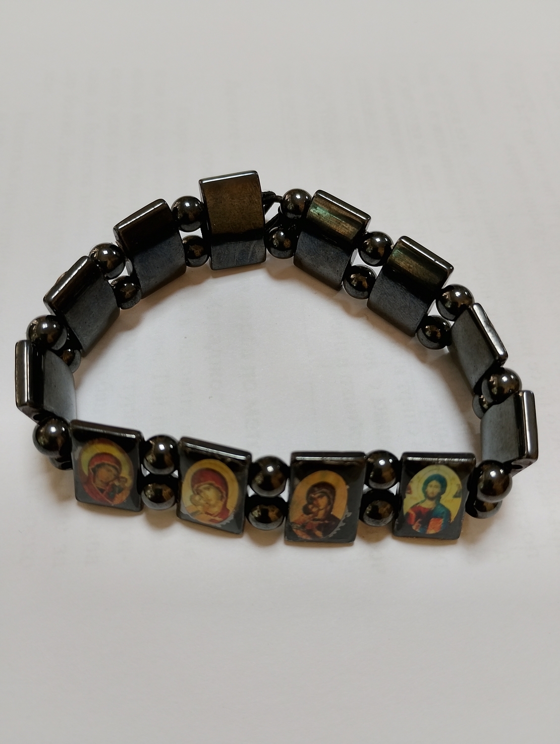 Гривна от ХЕМАТИТ с декорация