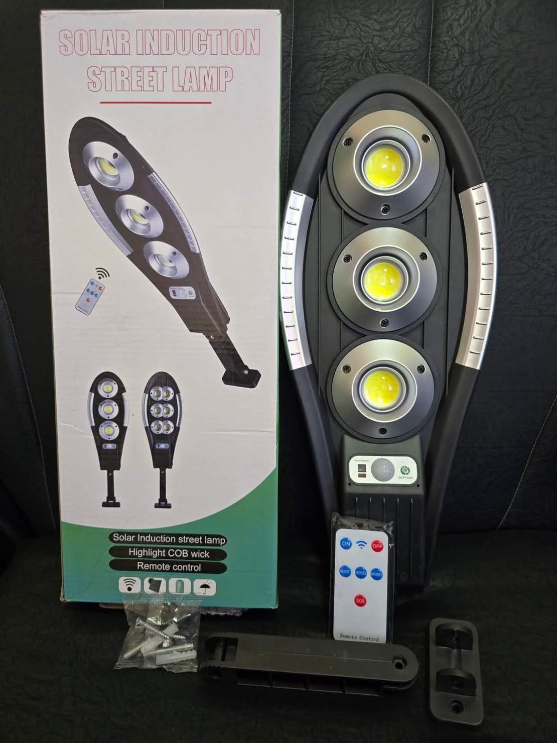 Соларна лампа 1200W със стойка и дистанционно