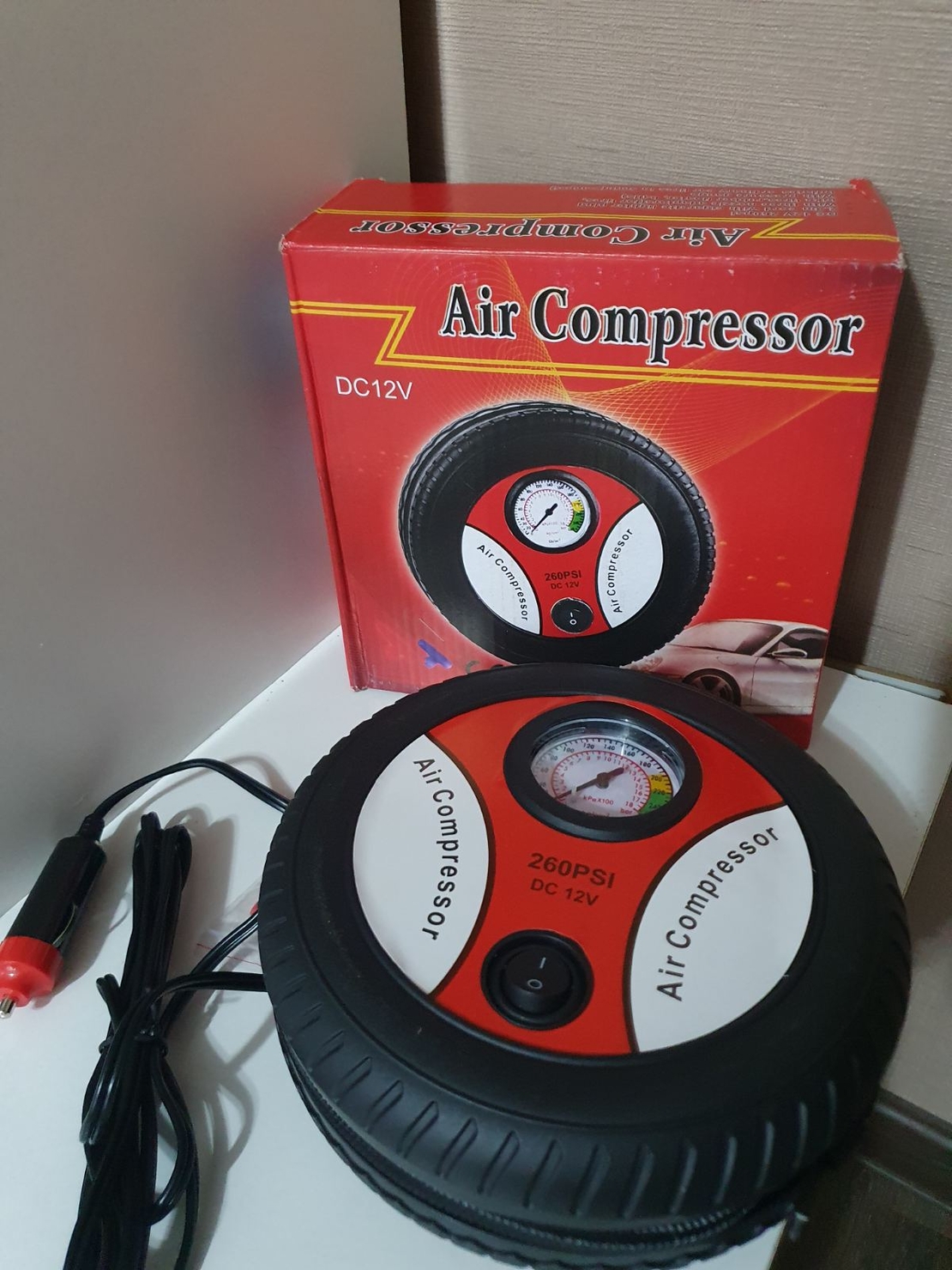 Авто компресор- форма на гума 12V