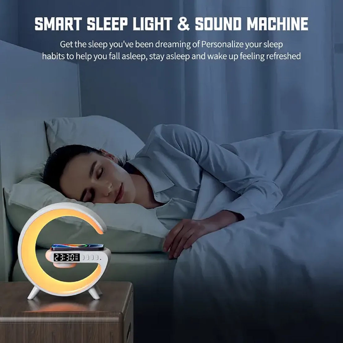 Smart LED Лампа Безжично Бързо Зареждане, Часовник и Множество Умни Функции
