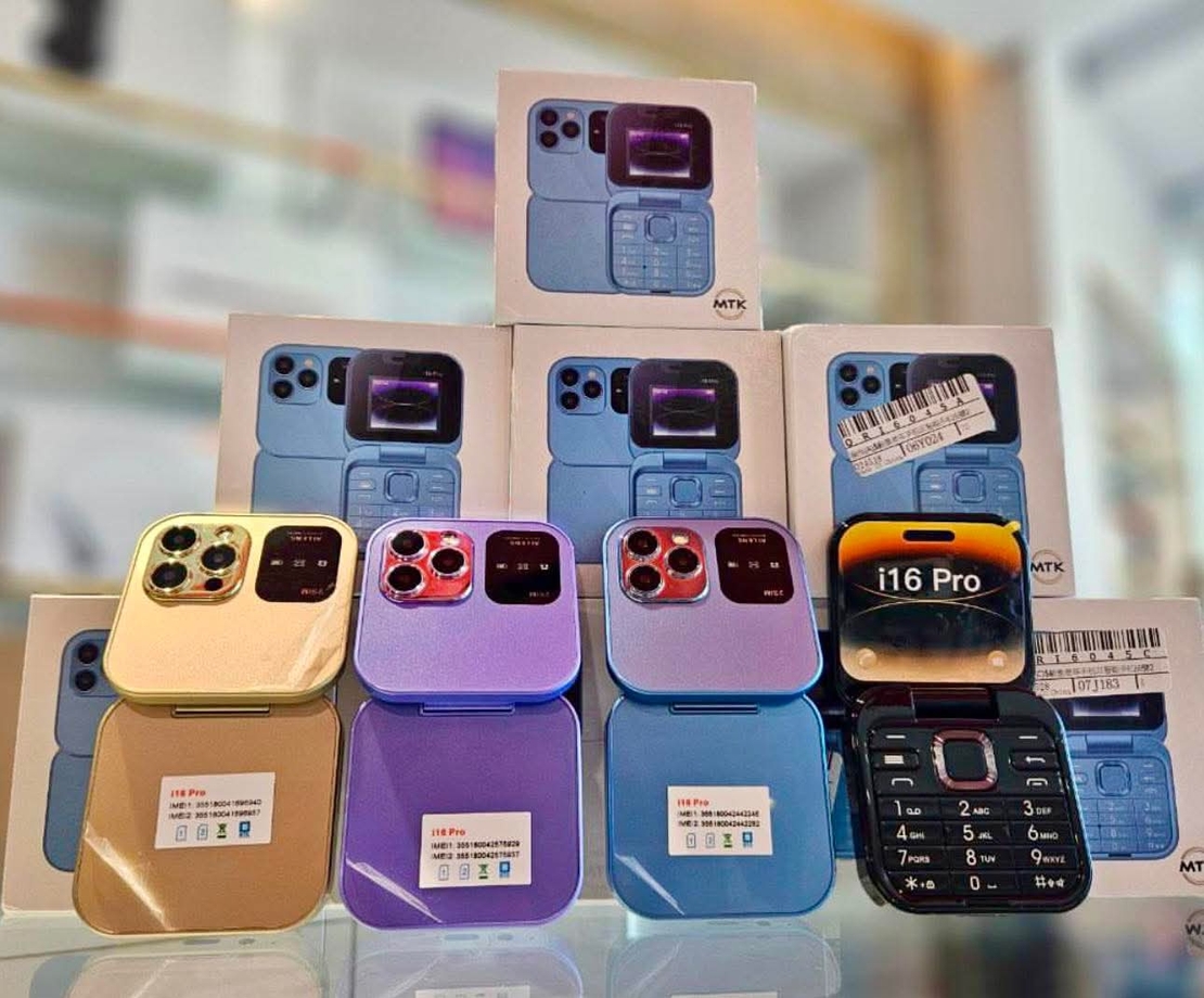 Сгъваем телефон MTK i16 Pro– компактен, универсален и лесен за използване