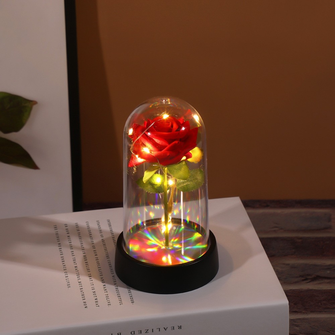Вечна роза под абажур с LED светлини - идеалният подарък