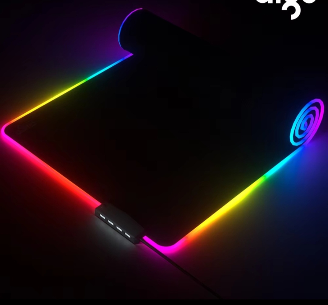 Геймърска подложка за мишка с RGB led осветление 80 Х 30 см. Черен, Ultradion