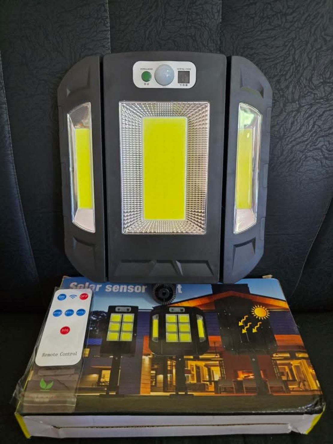 LED соларна лампа 400W със сензор за движение и две сгъваеми секции