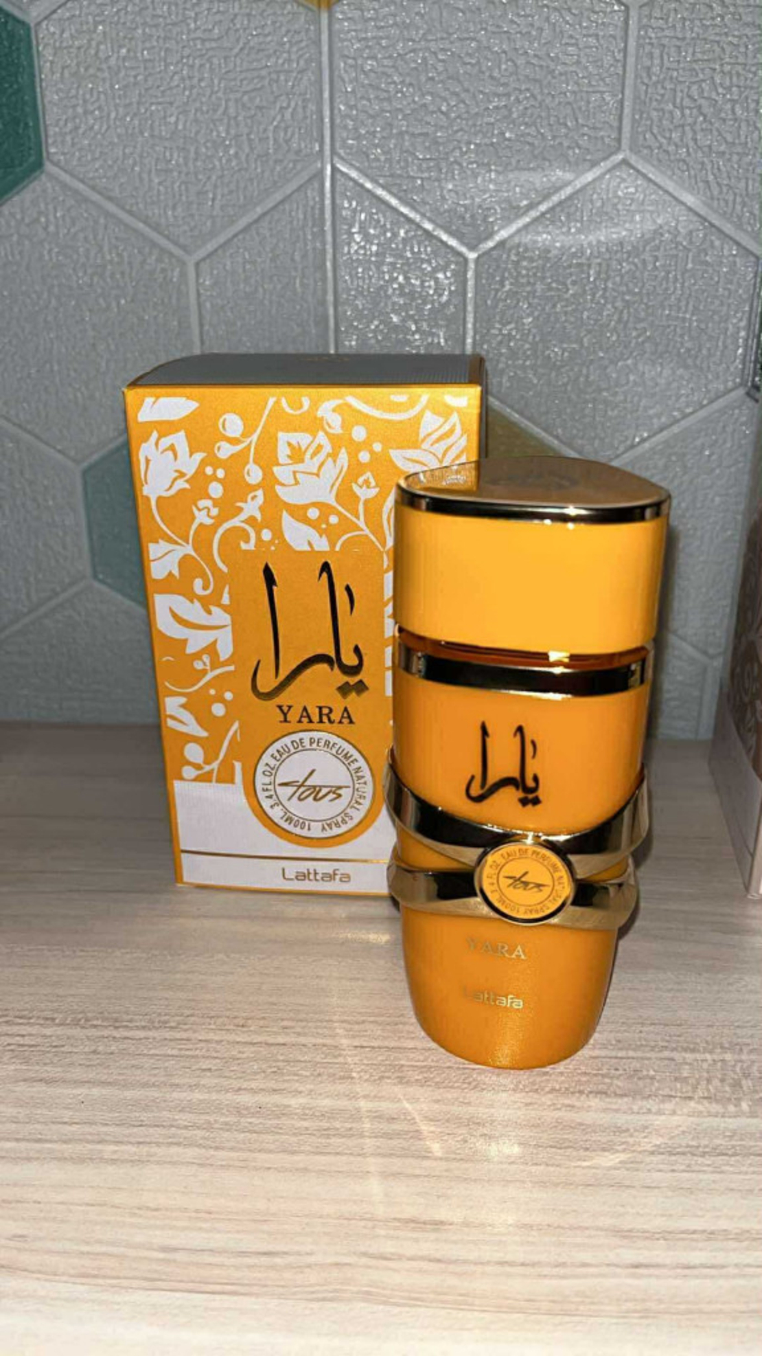 Оригинален арабски неустоим и незабравим аромат ,парфюм Yara Tous