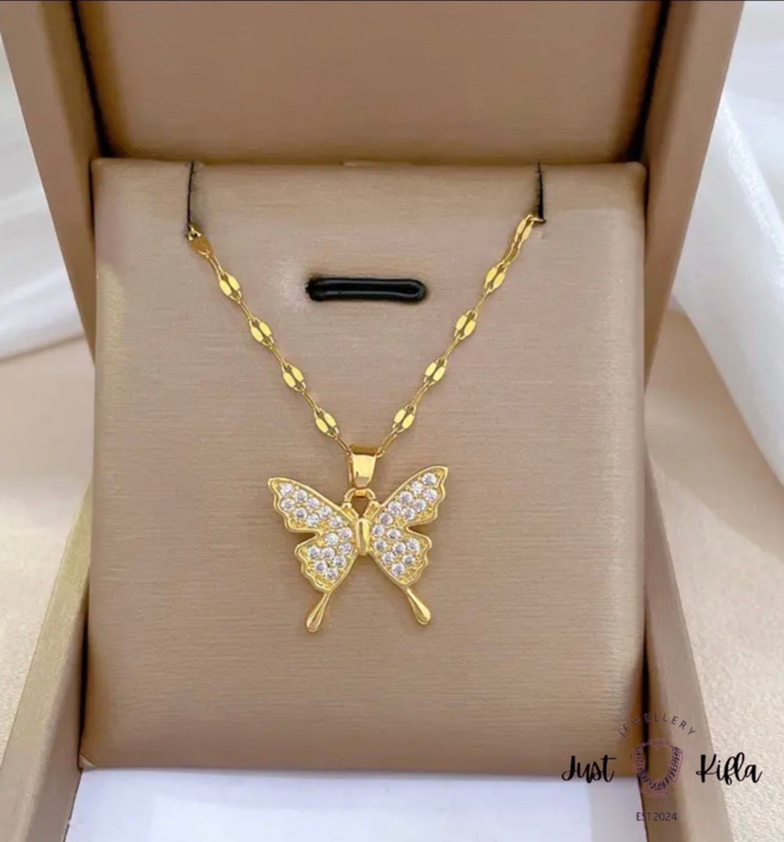 Колие Butterflying girl