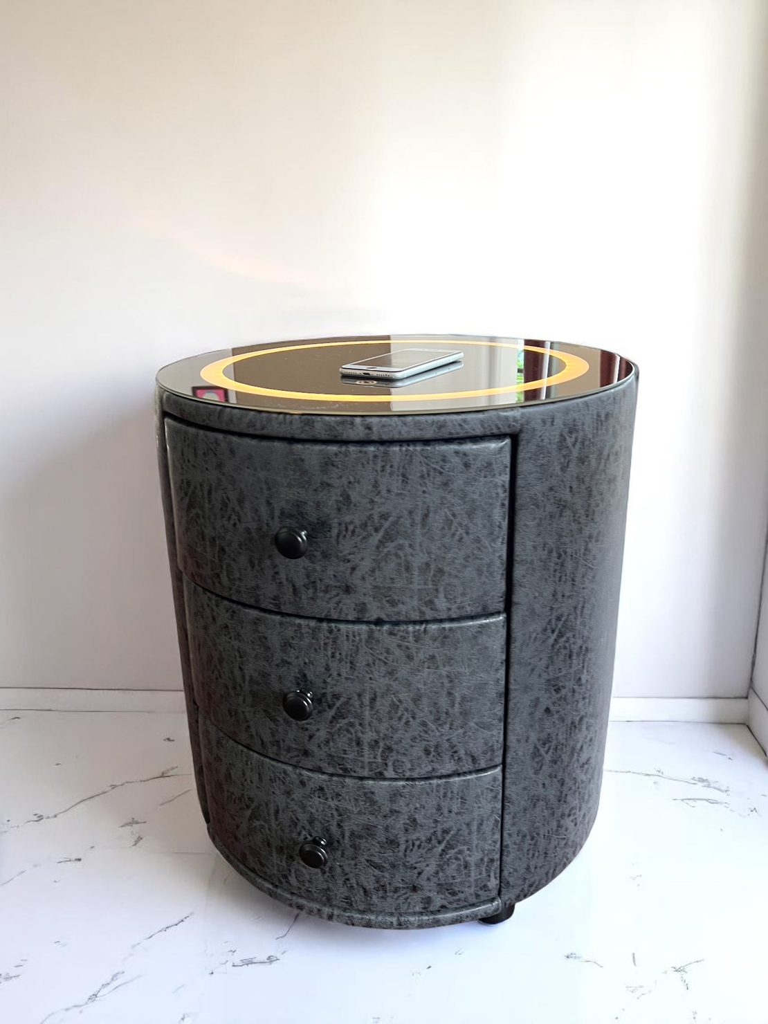 Смарт нощен шкаф с безжично зареждане, стерео тонколона, USB А & USB C порт и LED осветление - Кръгъл (Цвят: Тъмно Сив с текстура), Модел: 528