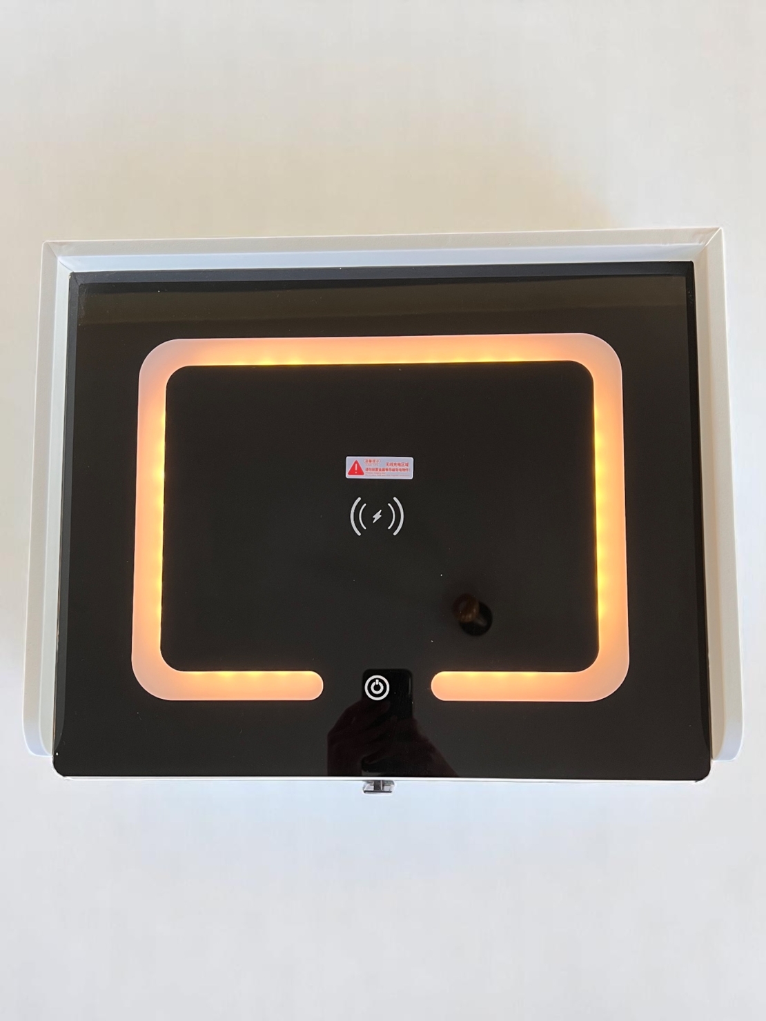 Смарт нощен шкаф с безжично зареждане, стерео тонколона, USB А & USB C порт и LED осветление - Правопъгален (Цвят: Бял), Модел: 113