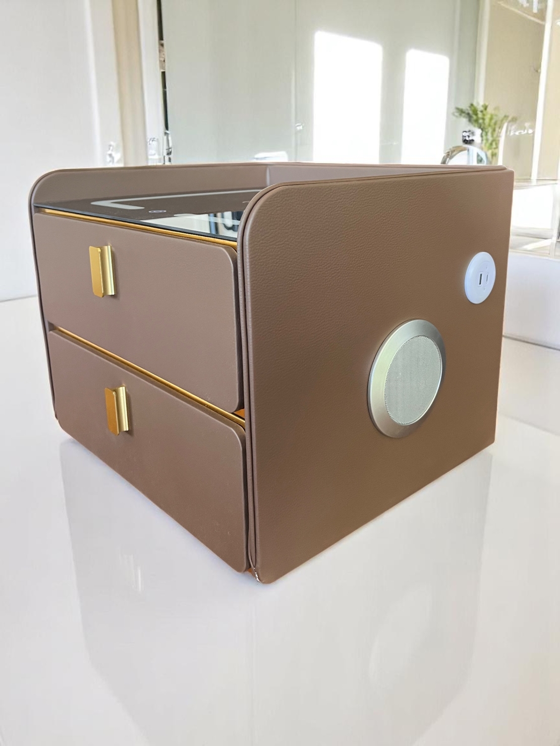 Смарт нощен шкаф с безжично зареждане, стерео тонколона, USB А & USB C порт и LED осветление - Правопъгален (Цвят: Кафяв), Модел: 522