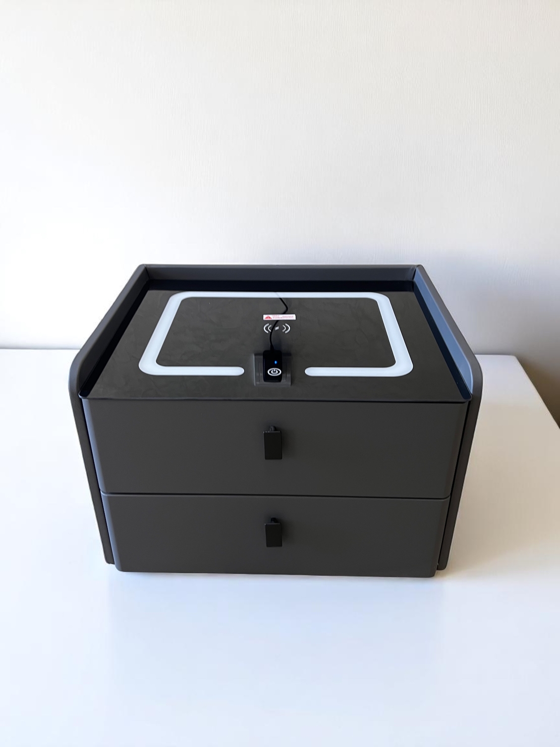 Смарт нощен шкаф с безжично зареждане, стерео тонколона, USB А & USB C порт и LED осветление - Правопъгален (Цвят: Тъмно Сив), Модел: 113