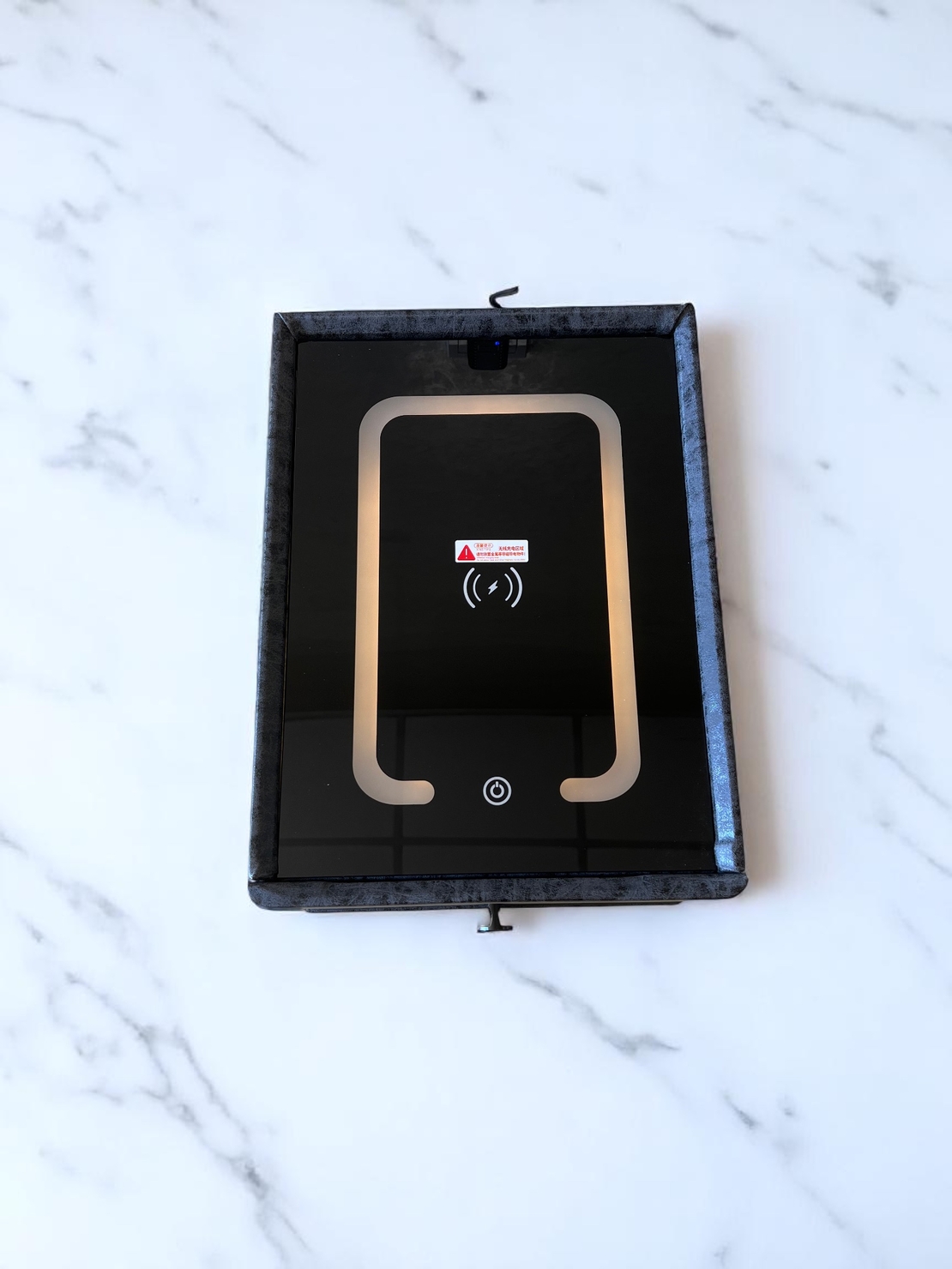 Смарт нощен шкаф с безжично зареждане, стерео тонколона, USB А & USB C порт и LED осветление (Цвят: Тъмно Сив с текстура), Модел: 826