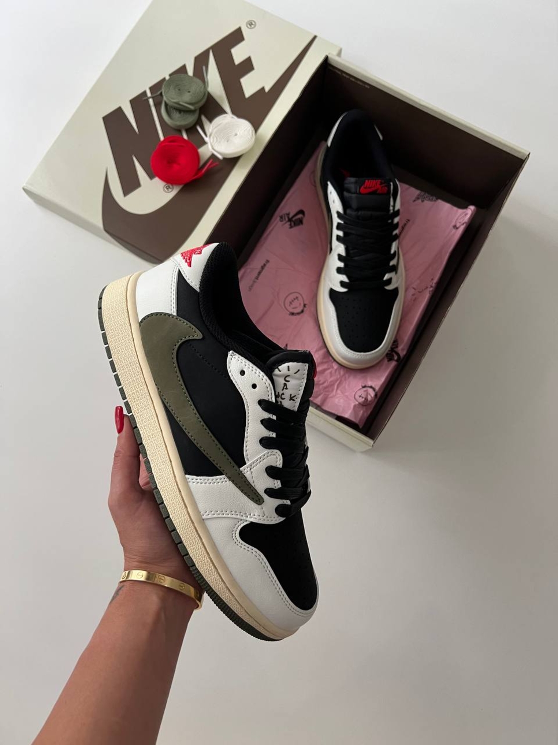 Travis Scott X Air Jordan 1 Retro Low OG Olive