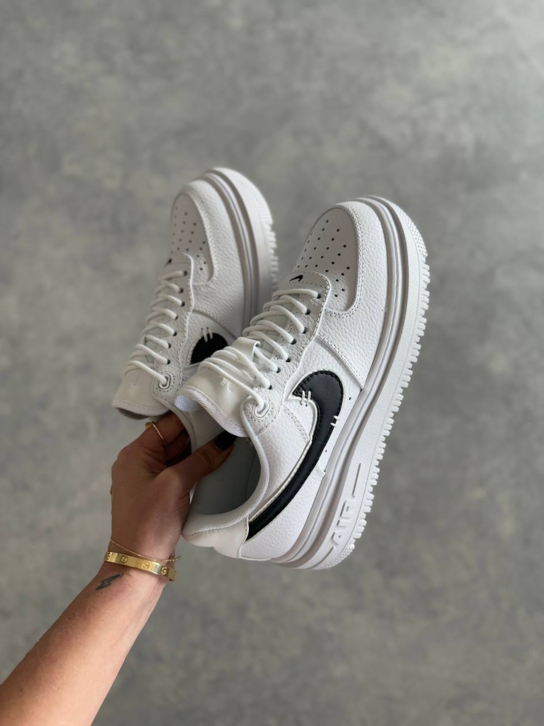 Air Force 1 luxe “White & Black”