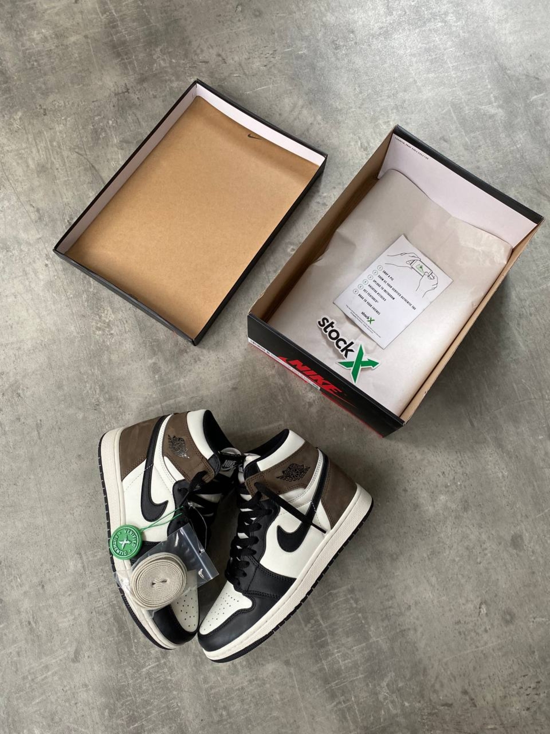 Air Jordan 1 Dark Mocha Suede