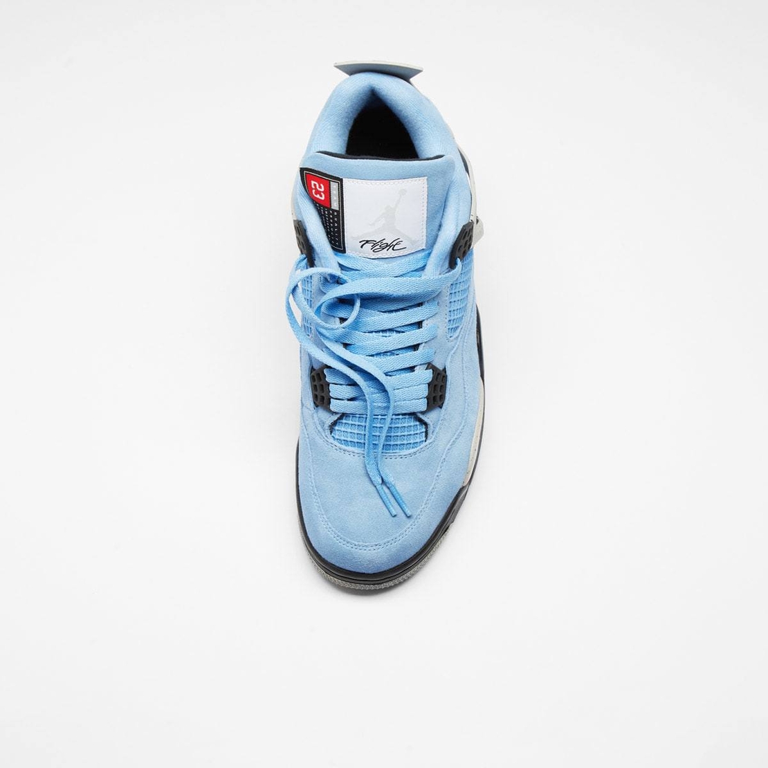 Air Jordan 4 Retro “University Blue”