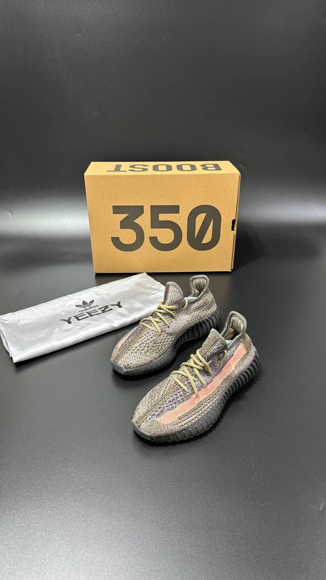 Adidas Yeezy Boost 350 V2 