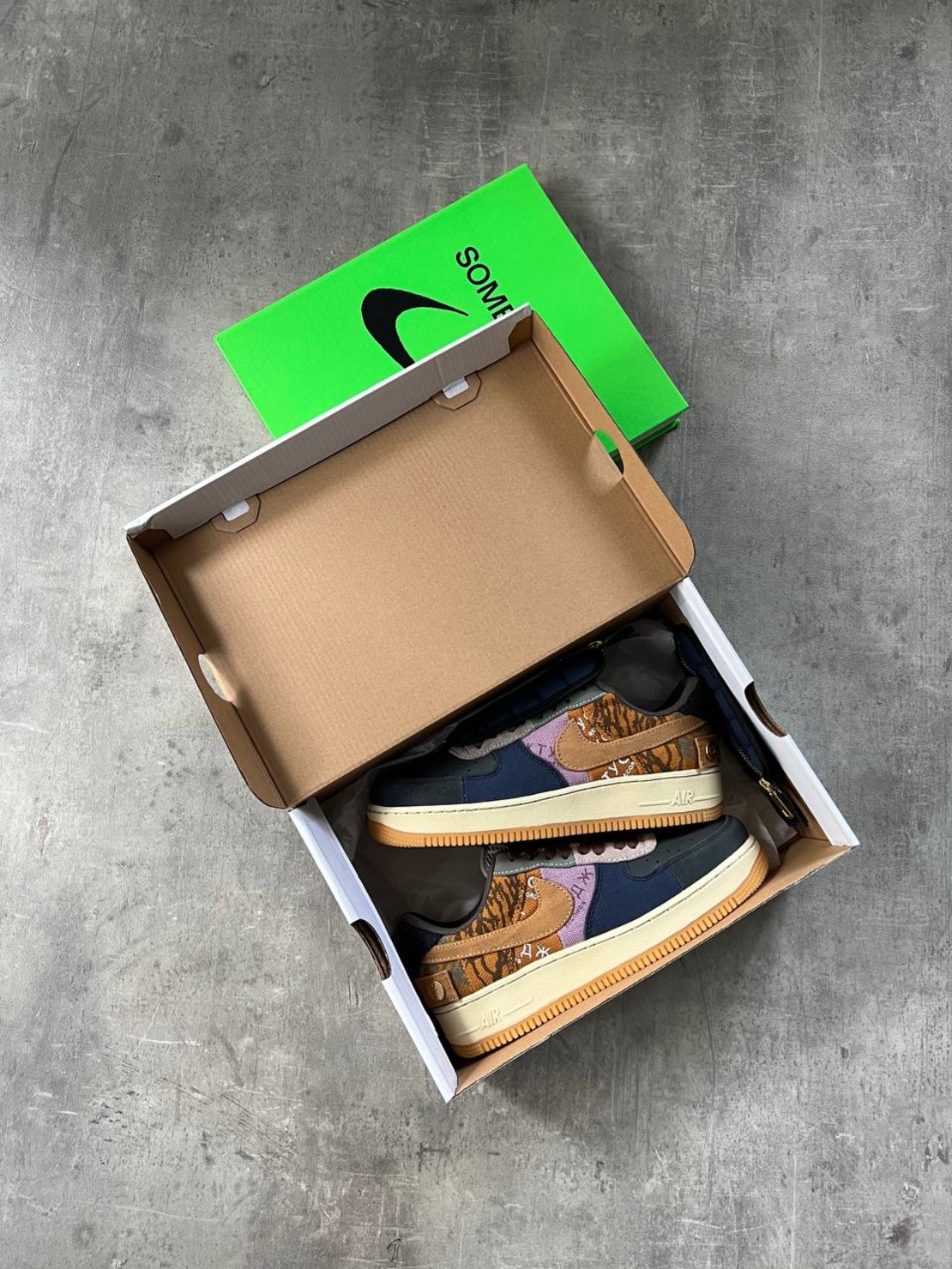 Air Force 1 Travis Scott “Cactus Jack”