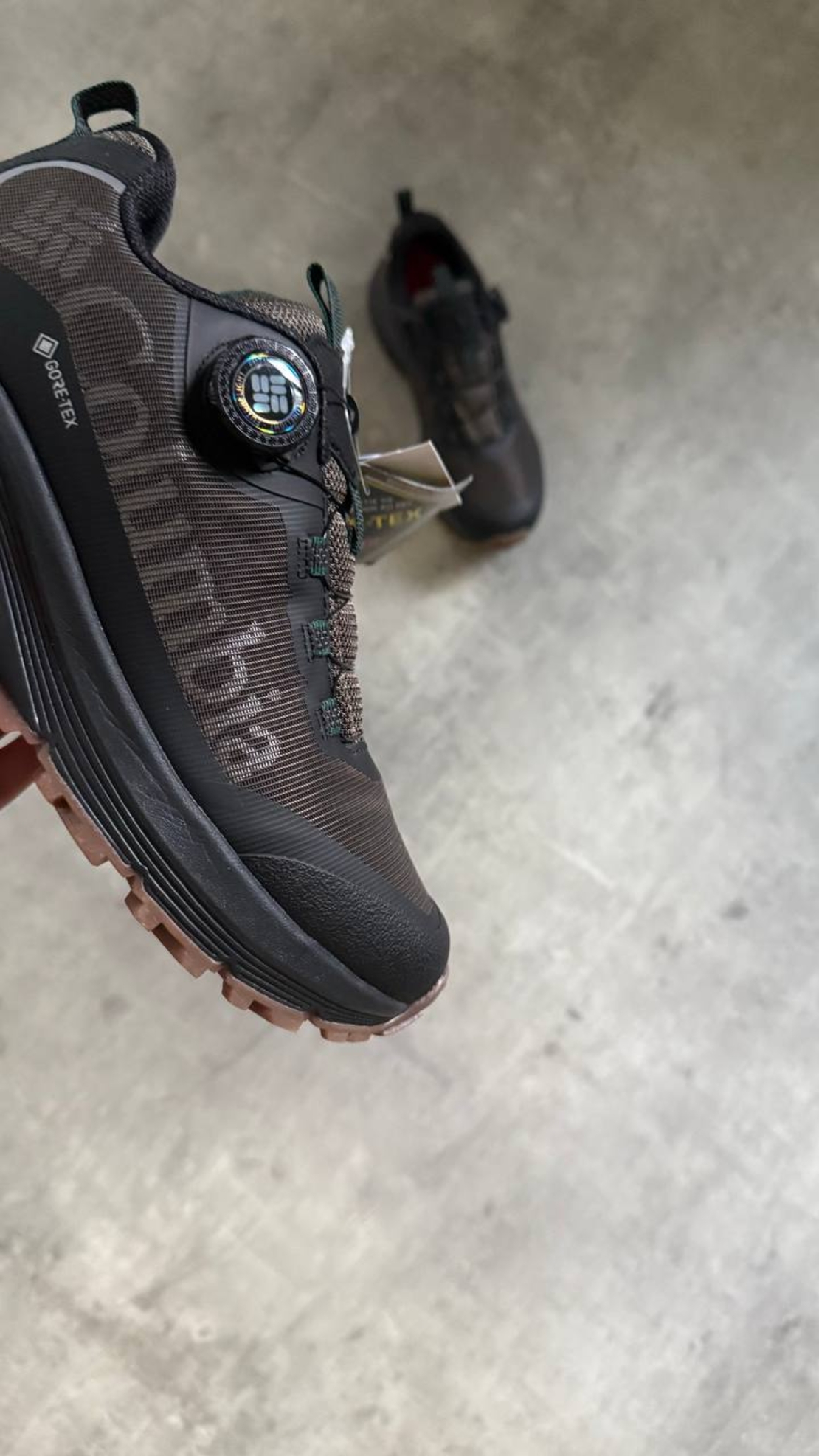 Columbia Black & Brown