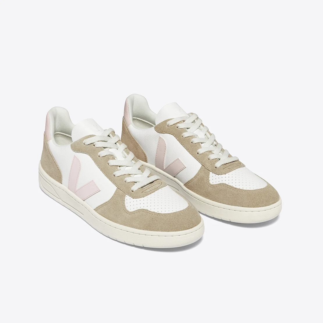 Veja Extra White Sahara Emeraude