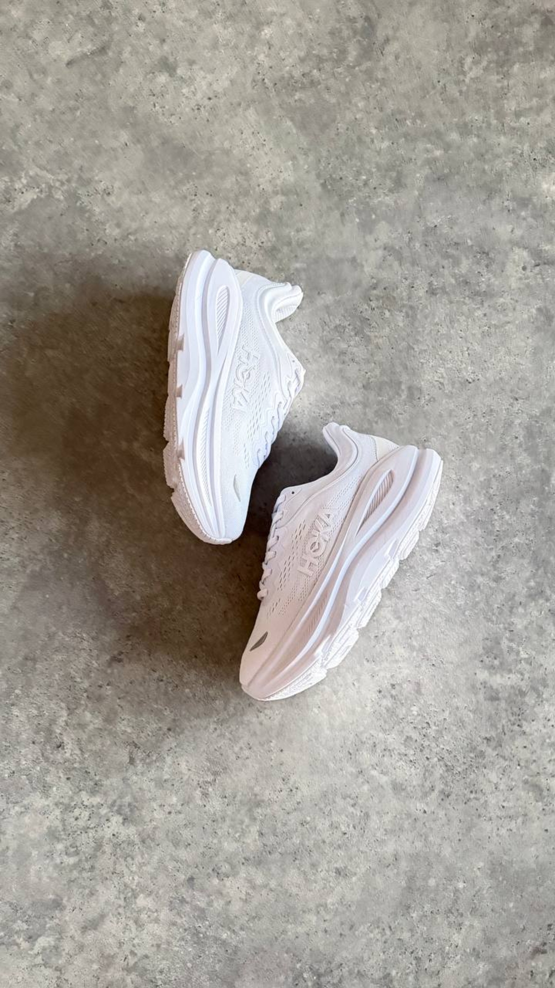 Hoka Bondi “Triple White”