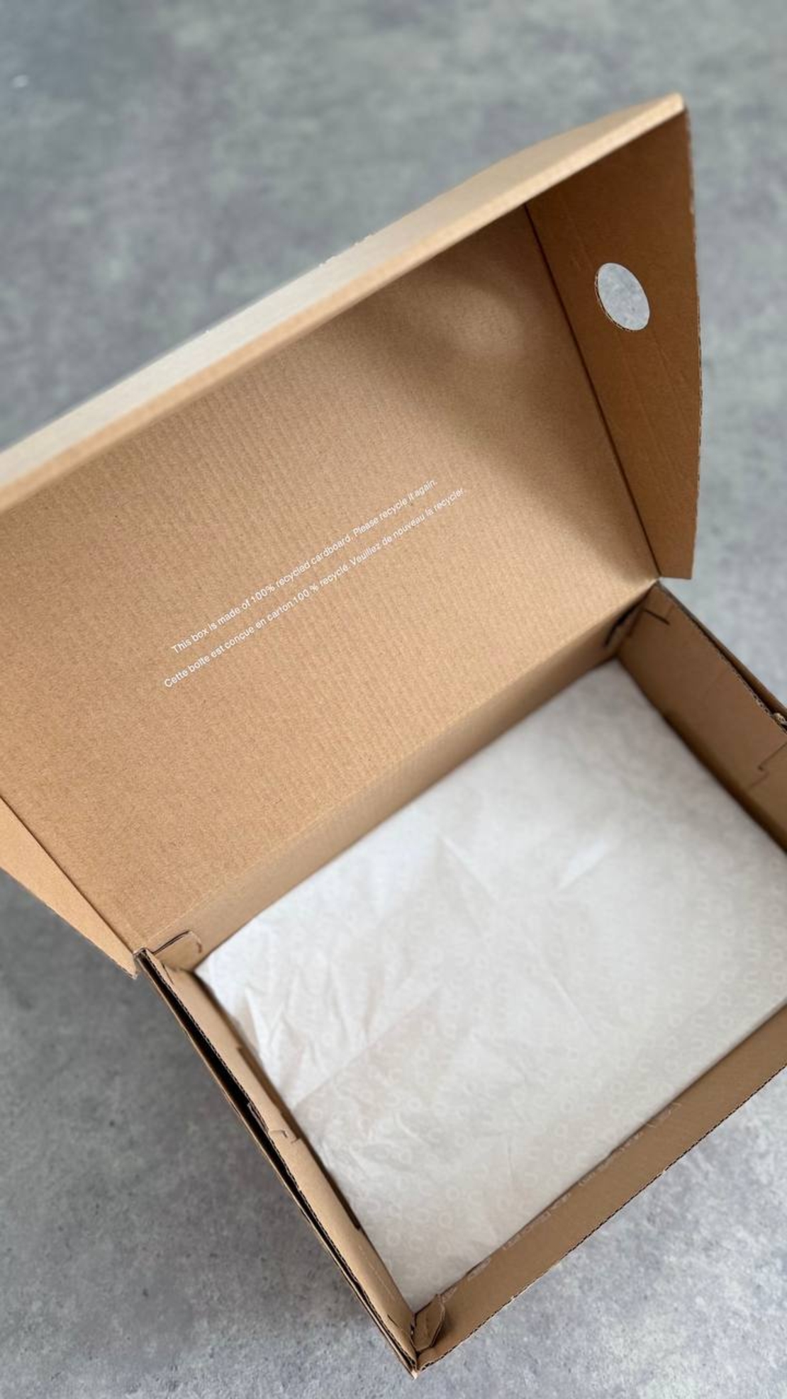 On Running Cloudsolo LOEWE “Sand Turquoise”